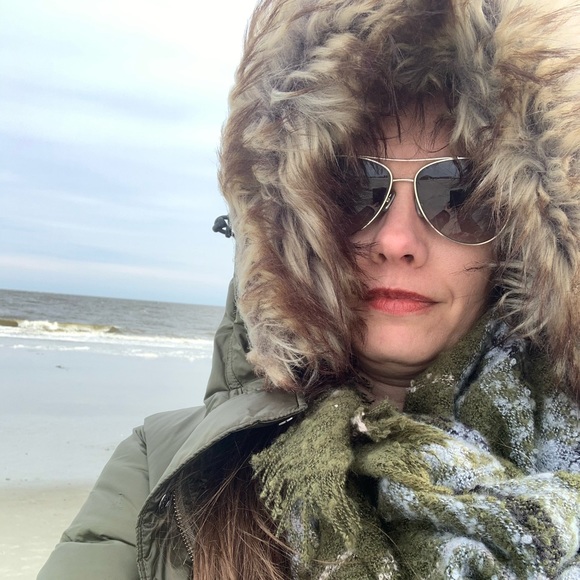 Meet your Posher - Picture 1 of 1